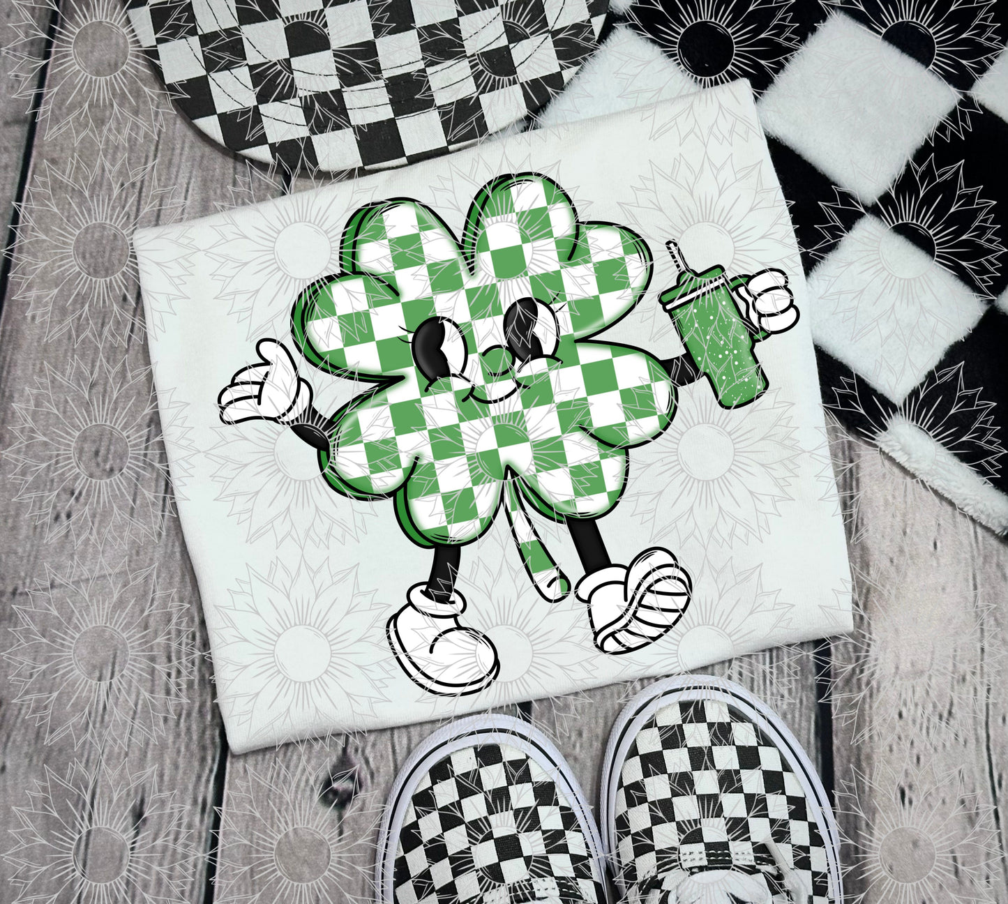 Retro Checkered Clover Cup